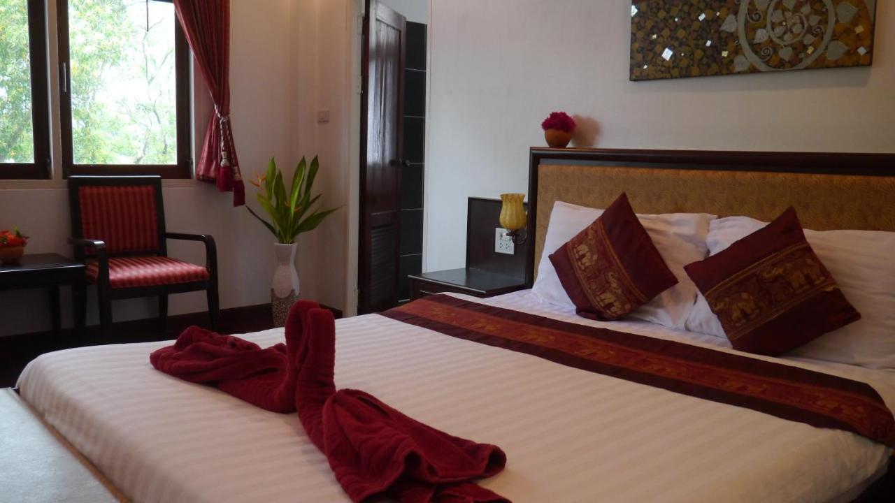 Ao Thai Resort Sathing Phra Exteriör bild