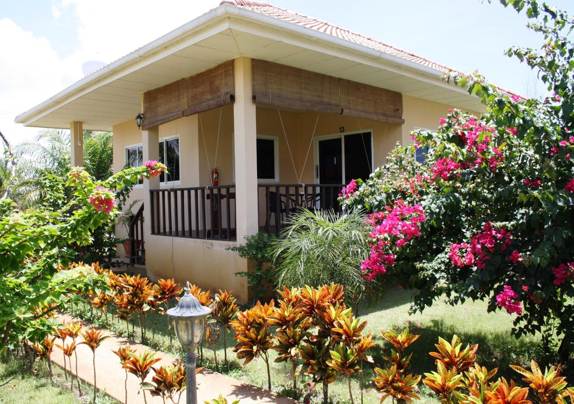Ao Thai Resort Sathing Phra Exteriör bild
