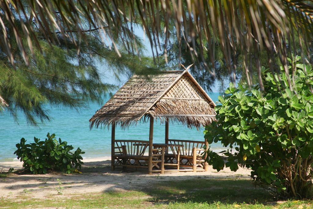 Ao Thai Resort Sathing Phra Exteriör bild