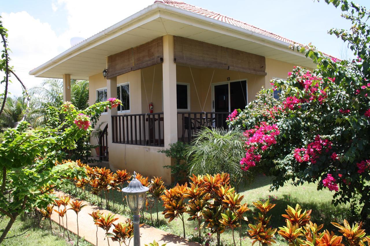 Ao Thai Resort Sathing Phra Exteriör bild